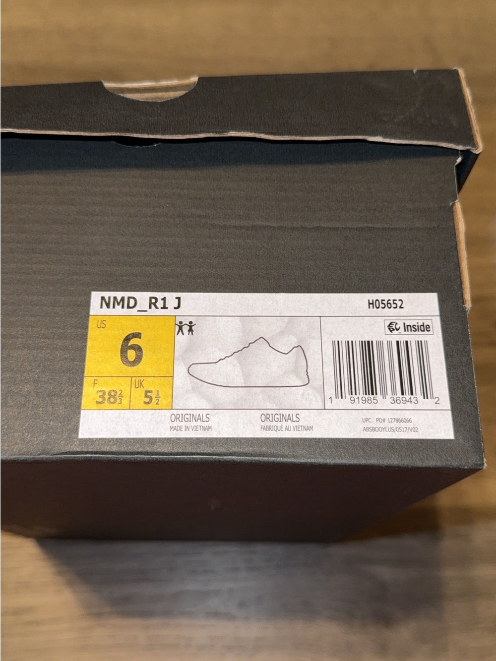 Adidas NMD R1 - Picture 4 of 4